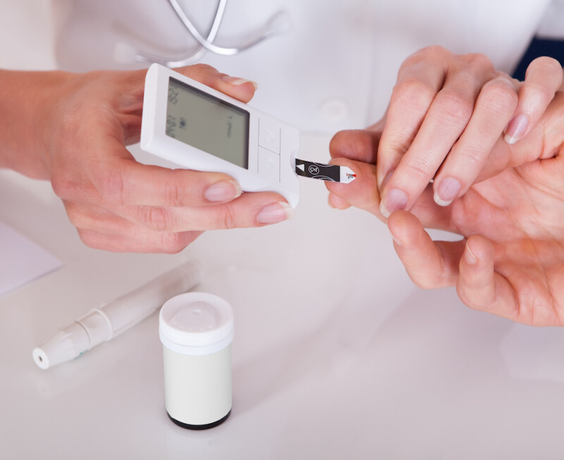 L'insulinothérapie chez les personnes âgées diabétiques : un défi à relever pour les pharmaciens d'officine